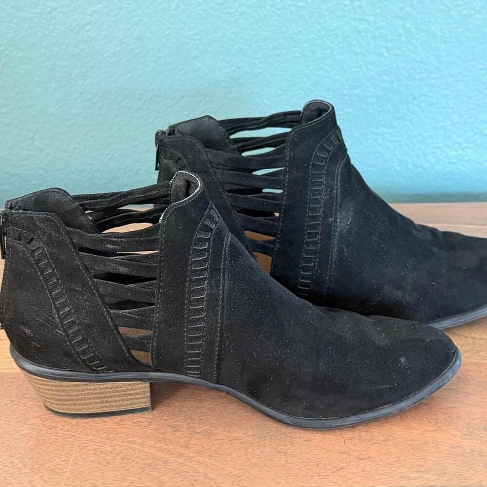 Qupid Women's Black Boots
